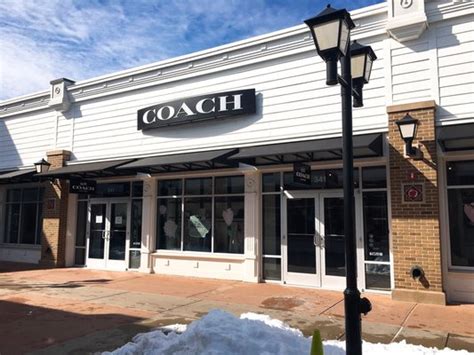 coach merrimack nh outlet.